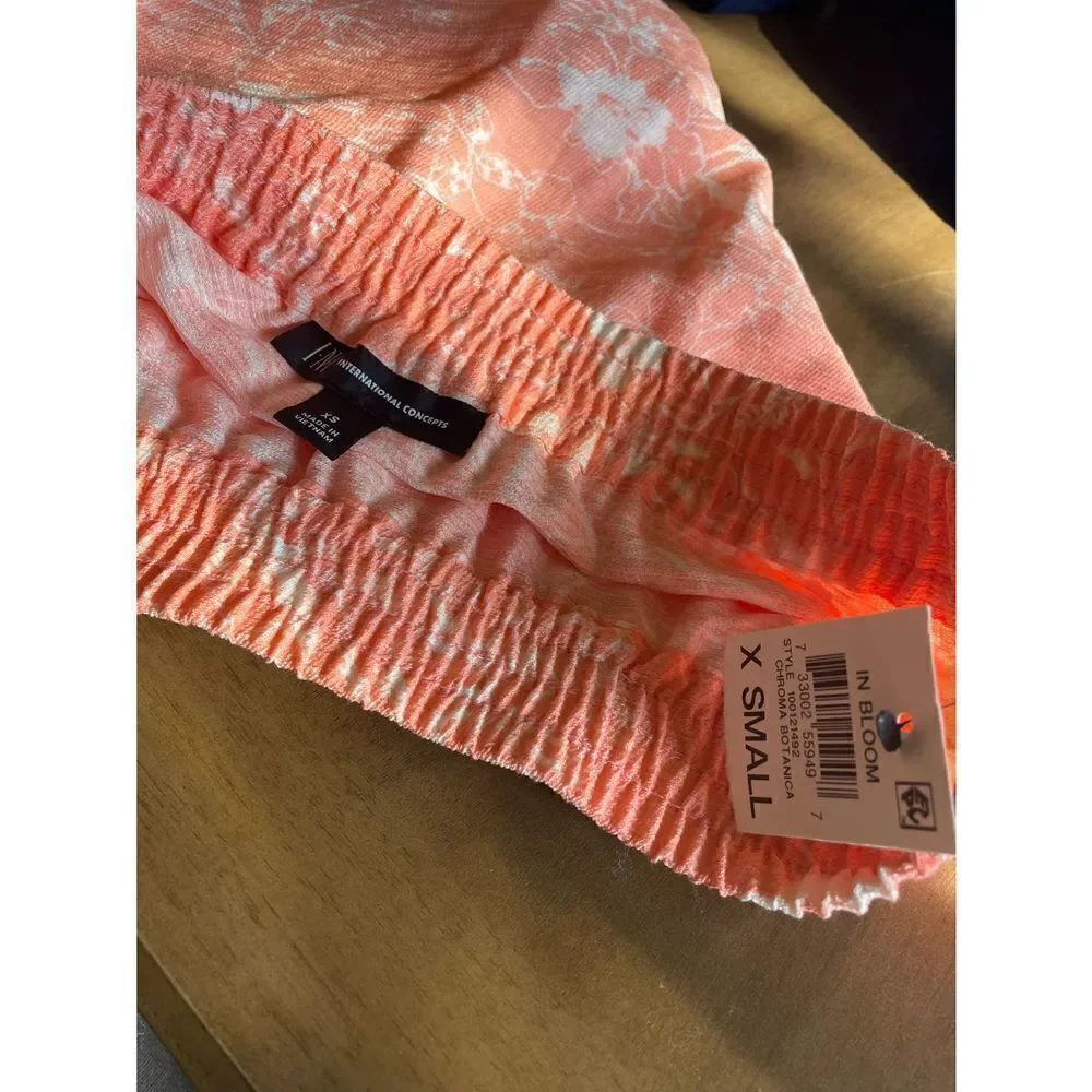 INC XS NWT peach trumpet style loose fit skirt